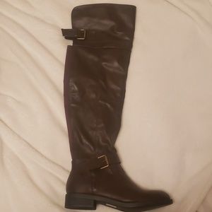 Brown knew high boots